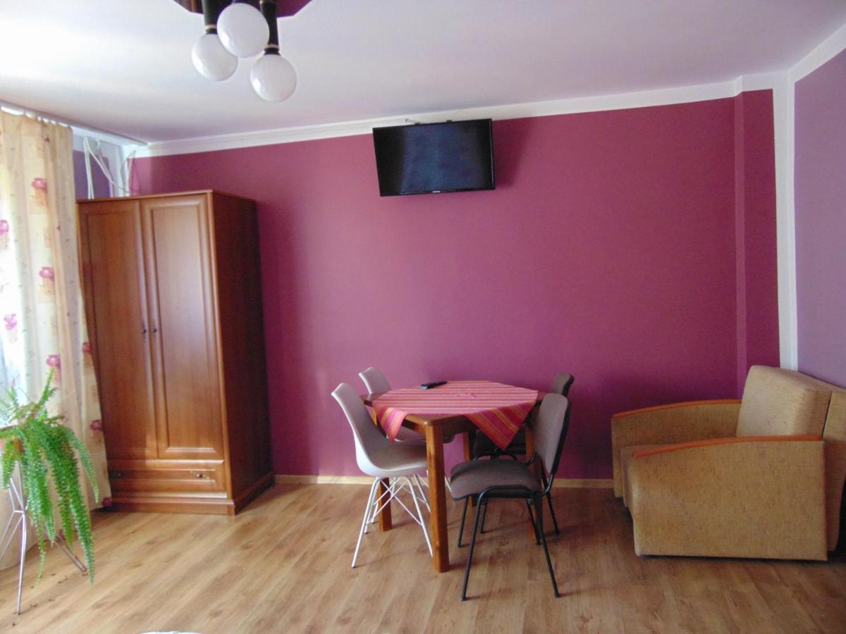 Pod Roza Villa Кашина Виелка Екстериор снимка